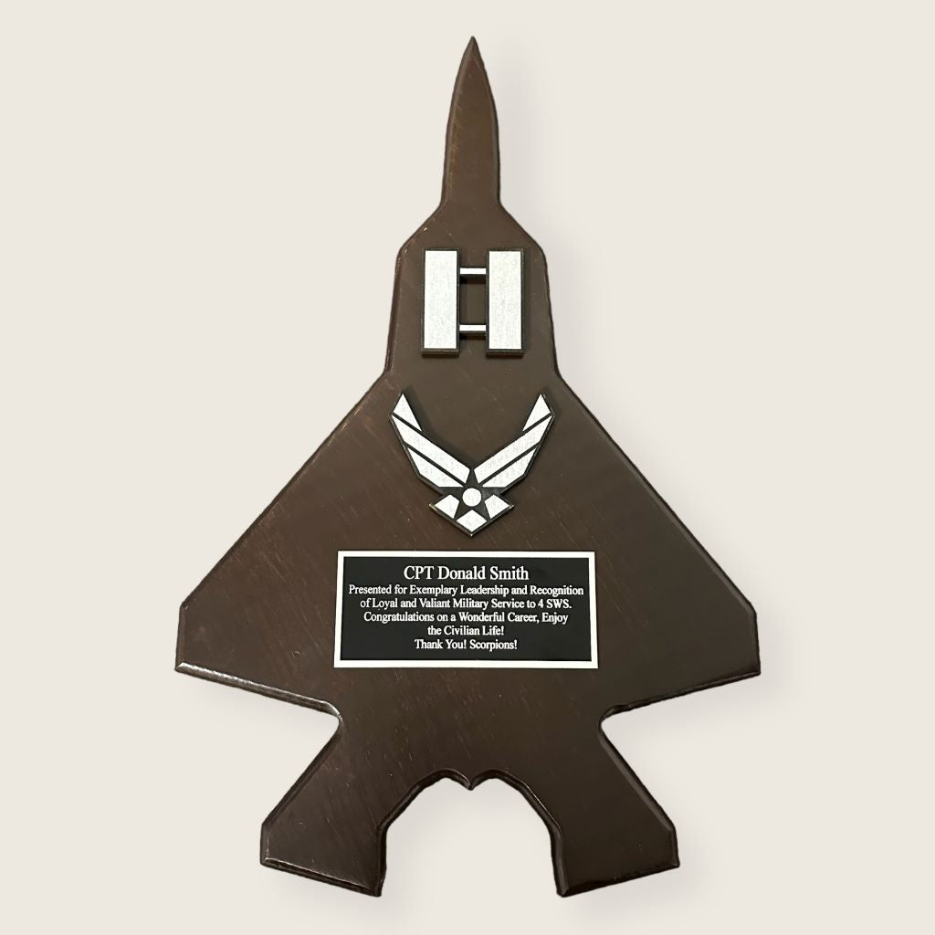 dark pine jet plaque with black and silver color scheme