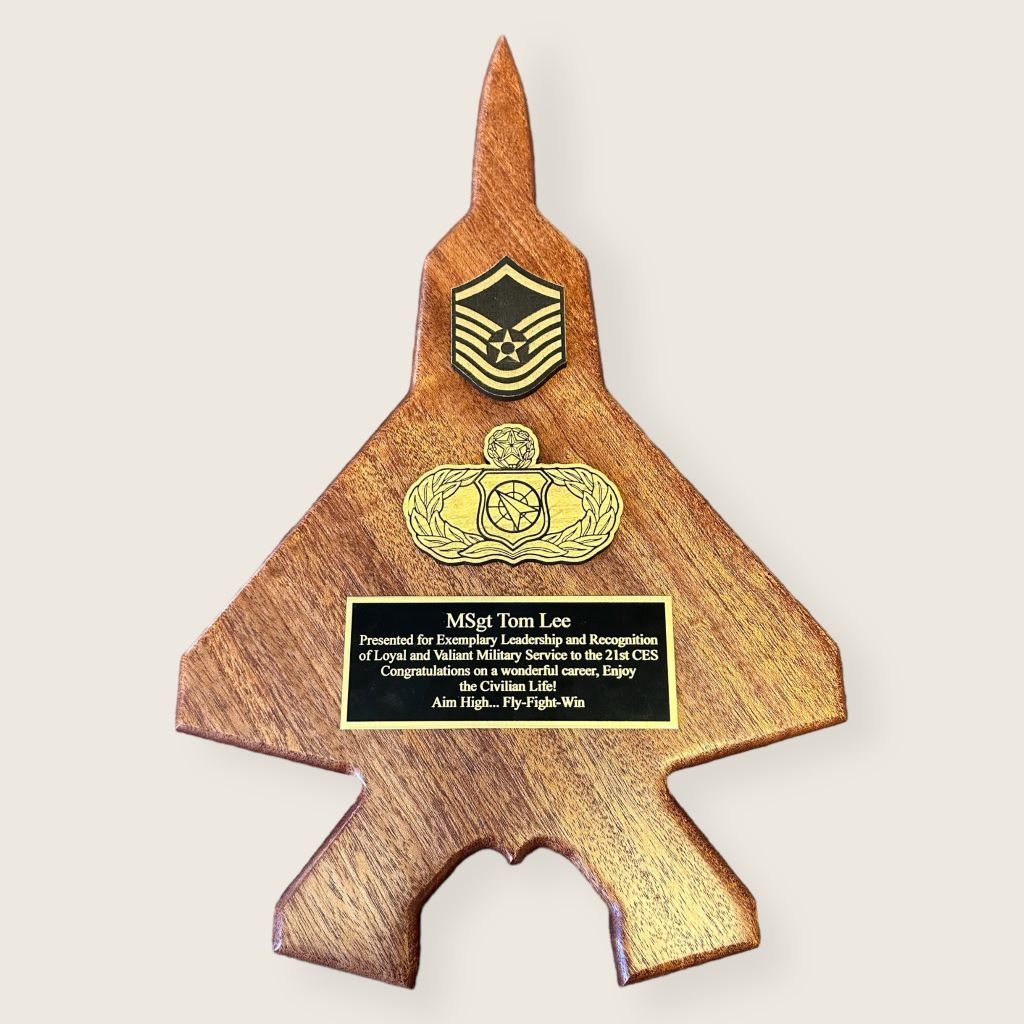 mahogany jet plaque with black and gold color scheme