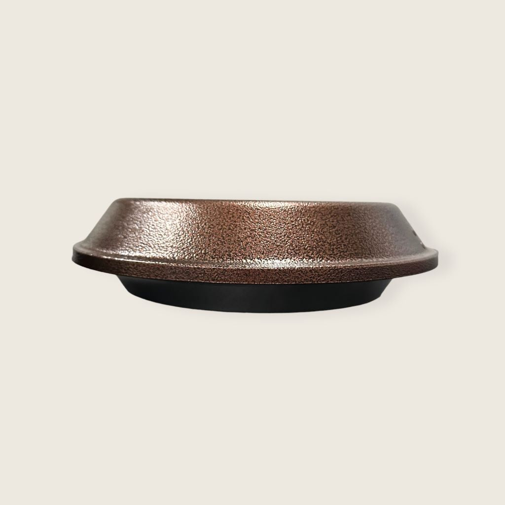 side view of the bronze pie pan